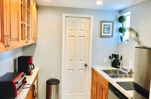 Indian Rocks Beach Apartment | First-Rate Location! Just Steps to Exquisite Beach