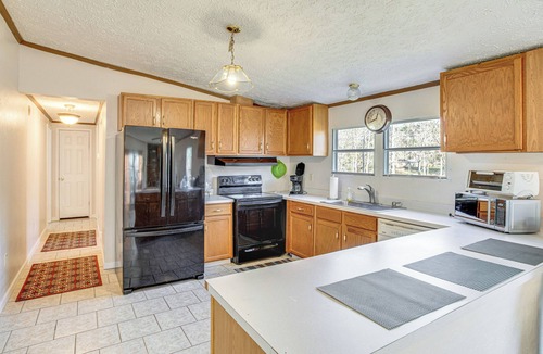 Prosperity House | Fish On-Site: Lake Murray Family Home