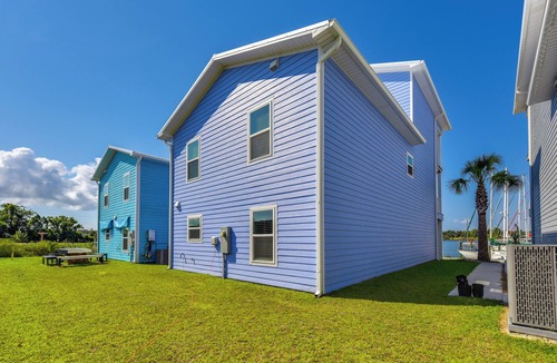 Panama City Apartment | Fish, Swim & Explore: Panama City Gem w/Boat Slip