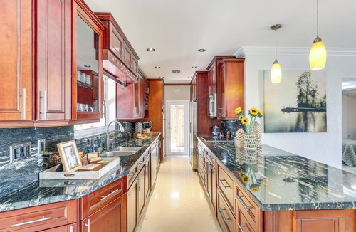 Deerfield Beach House | Fish, Swim & Relax Poolside! Deerfield Beach Oasis