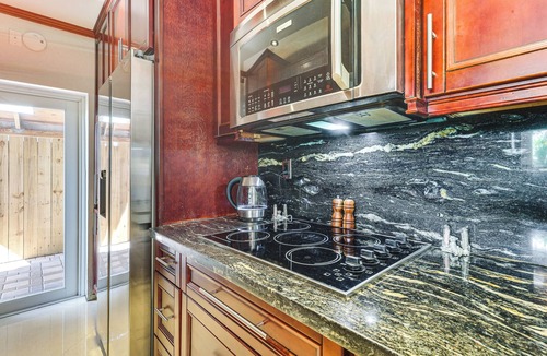 Deerfield Beach House | Fish, Swim & Relax Poolside! Deerfield Beach Oasis