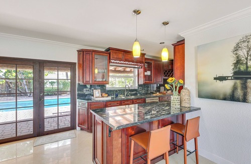 Deerfield Beach Cottage | Fish, Swim & Relax Poolside! Deerfield Beach Oasis