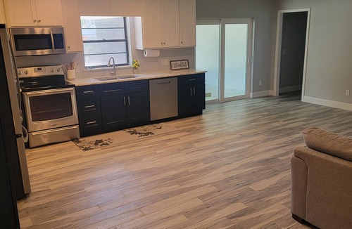 Riverhaven Village House | Fisherman's Paradise w/Waterfront and 2 KING suites. Bring your boat! 40' dock