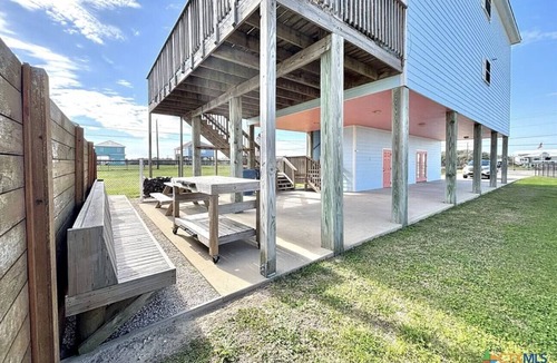 Port O Connor House | Fisherman`s Retreat | Boat Slip, ICW Views, Sleeps 12