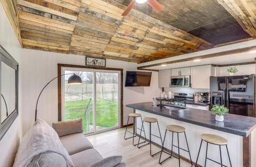 Lorena Apartment | Fishing Pond Access: Pet-Friendly Lorena Studio