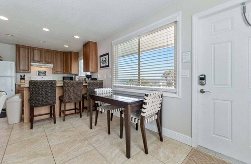 Flagler Beach Condo | Flagler Beach! 1-BR Condo with Ocean Views, King Bed & Outdoor Shower