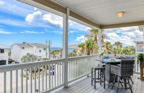 Butler Beach House | Flamingo Beach Hideaway