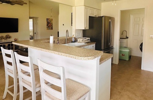 South Venice House | Flamingo Paradise 3 bedroom house