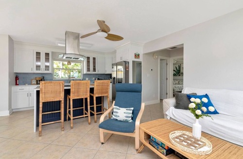 Redington Beach House | Flamingos Cove - Pool Oasis - Redington Beach, FL