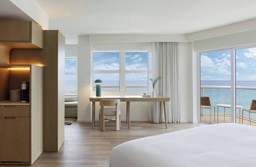 Pompano Beach Hotel | Fort Lauderdale Marriott Pompano Beach Resort
