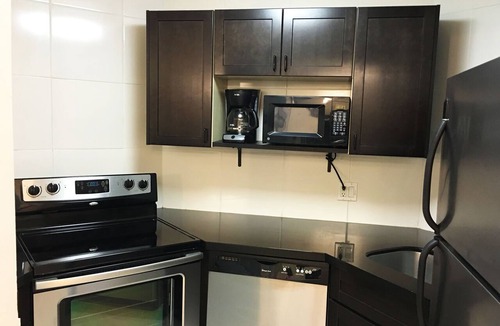 Galt Mile Apartment | Fort Lauderdale Beach Resort – 2 Units for 8 Guests - Pool, Spa & Beach