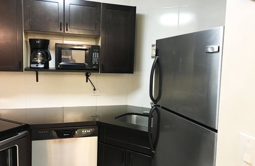 Galt Mile Apartment | Fort Lauderdale Beach Resort – 2 Units for 8 Guests - Pool, Spa & Beach