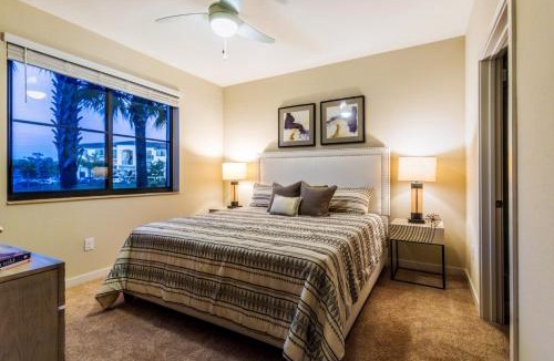 Three Oaks Apartment | Fort Myers 2BR Condo | Pool + BBQ + Gym