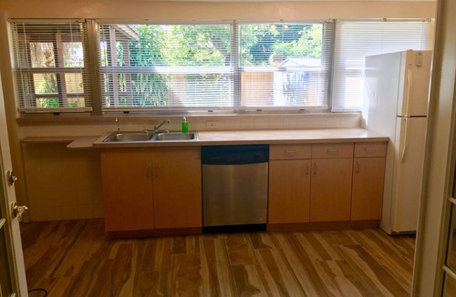 North Andrews Gardens House | Fortlaudardale 3 miles to the Beach/Casino/WiltonManors .