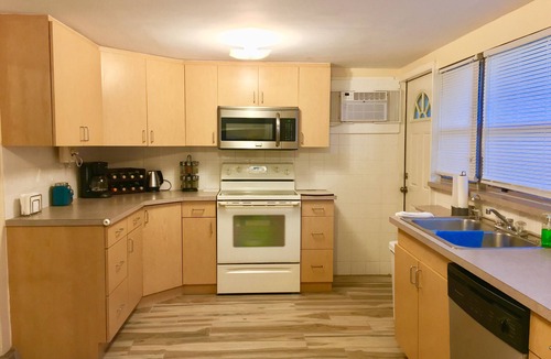 North Andrews Gardens House | Fortlaudardale 3 miles to the Beach/Casino/WiltonManors .