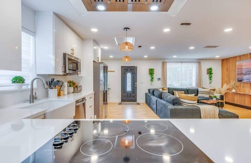Central Fort Lauderdale Villa | Fox Garden-heated Pool-spa- Boho-downtown Beach