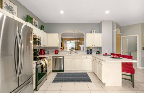 Windsor Hills House | Free Water Park-Walk to Clubhouse-6BR Disney Home-Sleeps 15-Private Pool & Spa