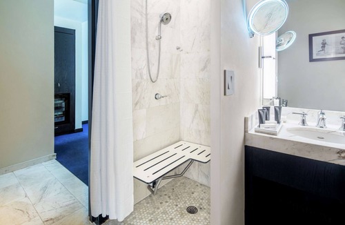 City Center Resort | Gale South Beach, Curio Collection by Hilton