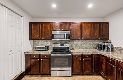 Galveston House | Galveston Vacation Destination w/Huge Pool, Hot Tub, Fire Pit, Pool Table!