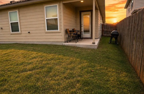 Wellborn House | Game Day Getaway Near Texas A&M!