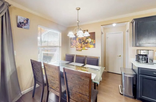 Southside House | Game Time: Near Lackland AFB And Sea World