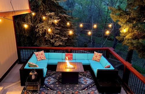 Rockrimmon House | Gated Oasis w/6 Bedrooms Pool Table Fire Pit Creek Access Dog-Friendly