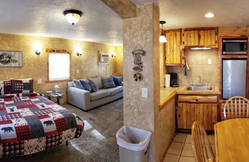 Rockaway Beach Cabin | "Get Away" Cabin at the Lake - Outdoor Campfire