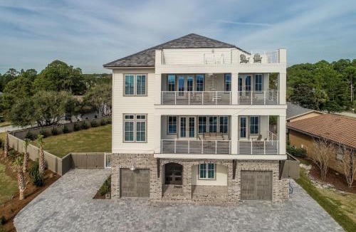 Gulf Pines House | Glam Clam-Gated Beach- Private Pool & Spa