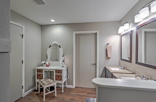 Glen Rose House | Glen Rose Ranch House - Walk to Downtown!