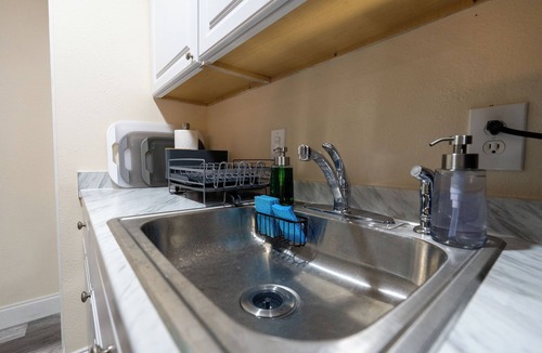 Gainesville House | GNV 4 BR - 4 Mins to UF - Groups & Families - Pets