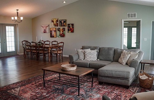 Williston Resort | Goethe Guest House .
