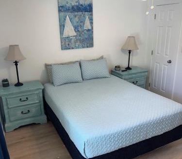 Rockport House | Going CoConuts cottage by the pool dog friendly