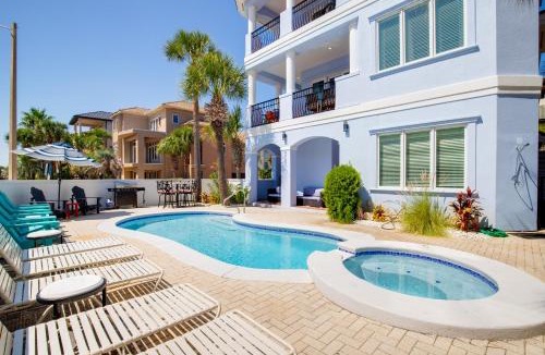 Destin House | Golf Cart Beach Views Private Pool and Hot Tub