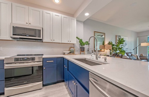Naples Condo | Golf Condo @ Lely Naples. Free Rounds + Pool. No Resort Fee. 5th Ave & Beach