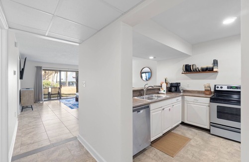 Panama City Beach Villa | Golf Haven 3BR | Near Beach and Pools