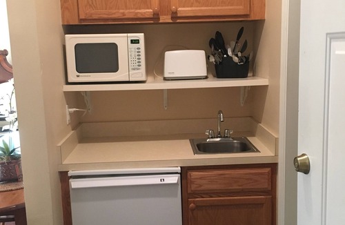 Port Saint Lucie Condo | Golf Lovers' Haven in PGA Village