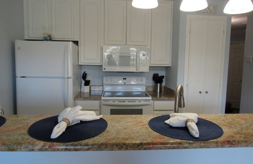 Galveston Condo | Gorgeous 1 bedroom beach front condo. Sleeps 6