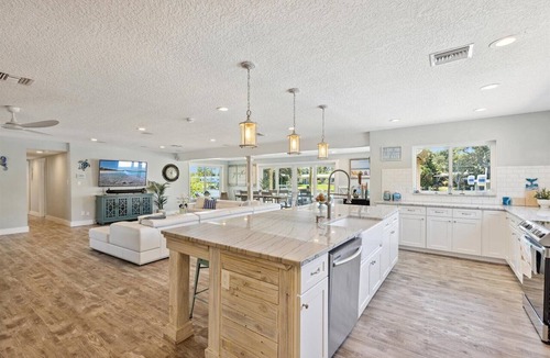 Cocoa Isles House | Gorgeous Canal Home W/Private Pool & Hot Tub! 🌊