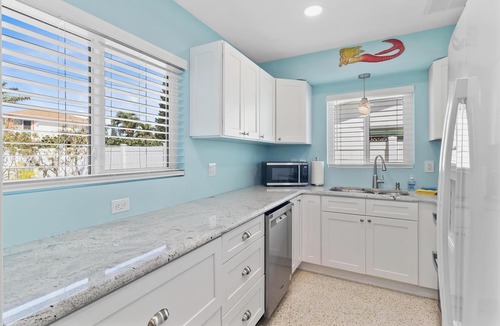 Bay Esplanade House | Gorgeous MARGARITAVILLE Pool Home/ClearwaterBeach-Huge discounts 6+ nites July