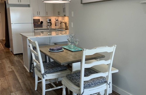 Jacksonville Beach Condo | GORGEOUS Oceanfront 100% renovated 2/2 w/garage, elevator, pool, has EVERYTHING