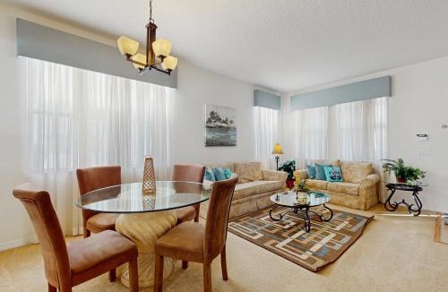 Windwood Bay House | Gorgeous private home, dog-friendly, private pool & close to parks