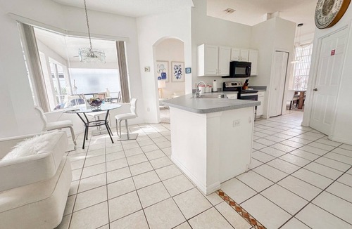 Westridge House | Grand Deluxe Grove 4BR Pool Home near Disney