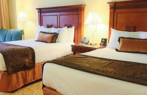 Orlando House | Great Amenities! 4 Spacious Units, Near Americas Escape Game, Fishing