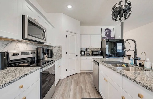 Glenn Heights House | Great for Families! Glenn Heights Getaway w/Yard