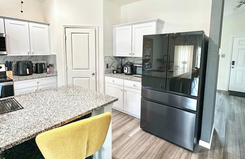 Glenn Heights House | Great for Families! Glenn Heights Getaway w/Yard