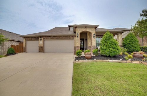 Forney House | Great for Families & Professionals! Forney Home