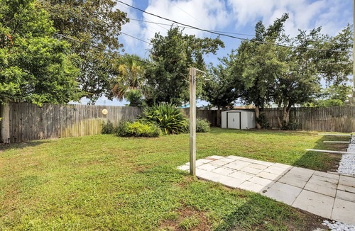 Roberta Heights House | Great seaside house - 10 min walk to the beach - relax, reconnect and rejuvenate