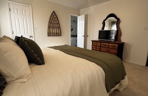 Greenwood House | Greenwood Getaway