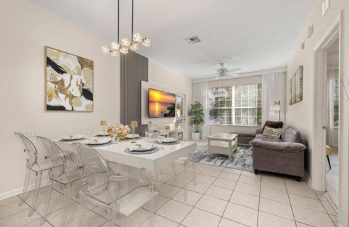 Windsor Hills Apartment | Ground Floor at Windsor Hills – 5 Min Disney