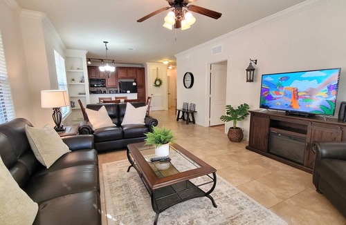 Davenport Condo | Ground floor condo, no carpet, community pools, fitness room, 9 miles to Disney World